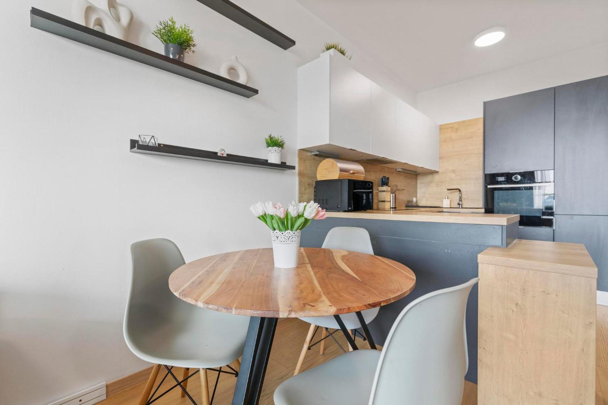 Panorama City Apartment In Downtown Area With Free Parking And Castle View Bratysława Zewnętrze zdjęcie